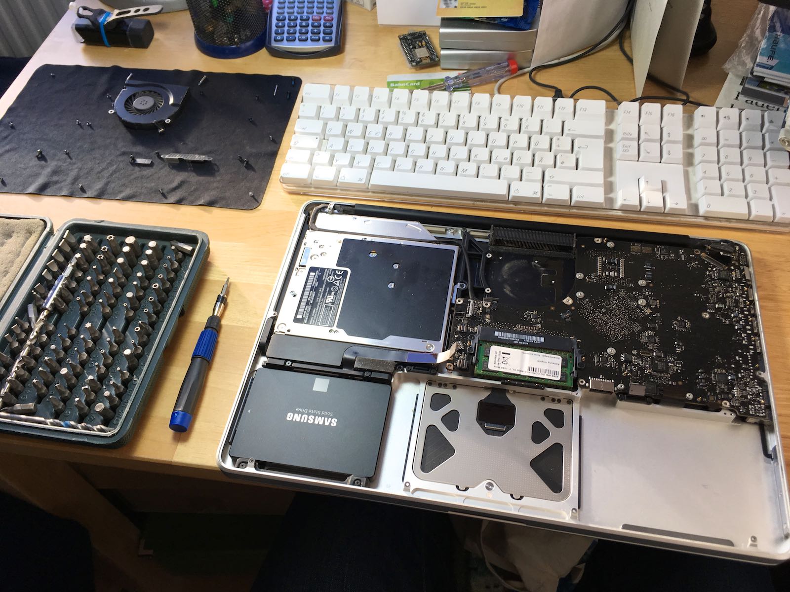 Solving Thermal Throttling And Fan Noise In A Mid-2009 Unibody Macbook 